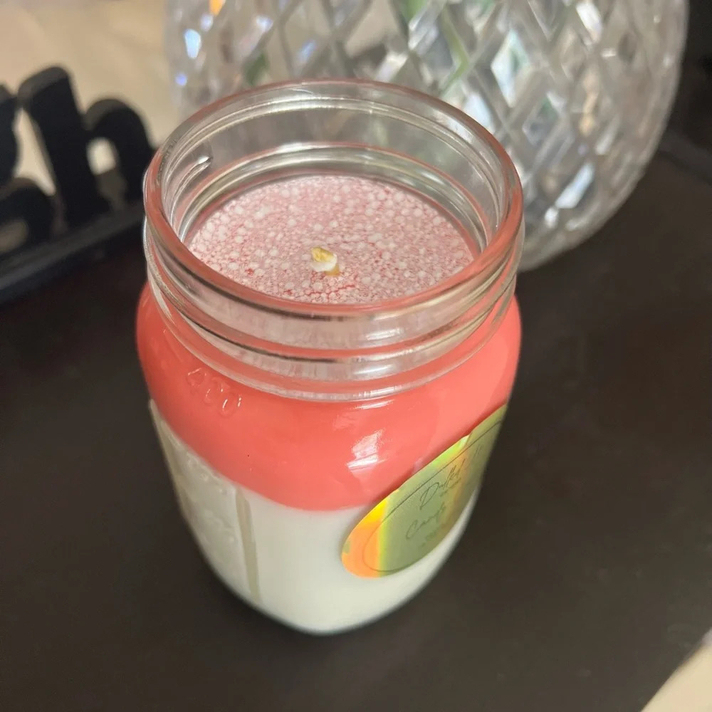 16oz Candy Cane Candle | Peppermint Vanilla Soy Wax Candle | Holiday Scent - Picture 4 of 4